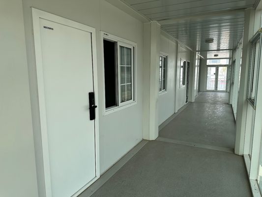 Instalação rápida Vantagem 20 40ft Painel de aço Sandwich Pacote plano Container Casa para escritório Apartamento Centro Comercial