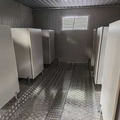 Portátil WC Banheiro Porta porta de segurança Usado Toiletes móveis temporários móveis com acessórios Conjunto pré-fabricado Respirável