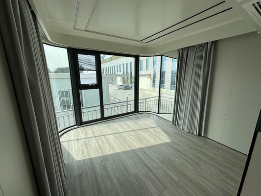 Casa verde de luxo ao ar livre Casa cápsula espacial pré-fabricada com estrutura de aço galvanizado