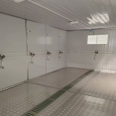 2 3 4 Estação VIP Chuveiro e WC Portátil Luxury Toilets Outdoor Trailer com opções personalizáveis