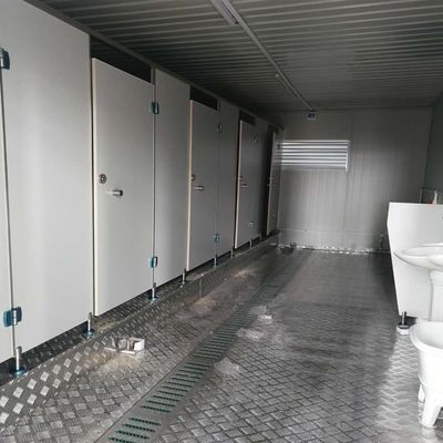 Espessura 2024 Banheiro único ao ar livre Estilo de design industrial Banheiro móvel público com chuveiro Casa de luxo