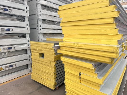 Material principal Estrutura de aço galvanizado Painel de sanduíche Container de embalagem plana Escritório para fácil instalação e isolamento acústico