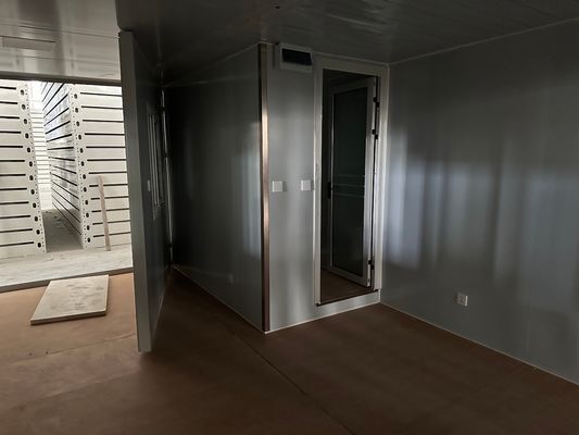 Casa de contêineres expansível Estrutura de aço resistente ao fogo Casa pré-fabricada Vila 40ft 20ft Fácil de instalar para vida útil 15-30 anos