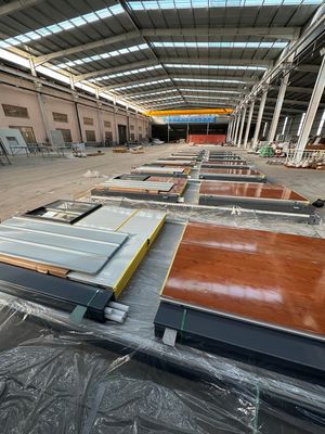 Escalão personalizável Canopy Escalão de vidro Cortina de parede de fibra de vidro Painel de sanduíche Container Casa Flat Pack para apartamento
