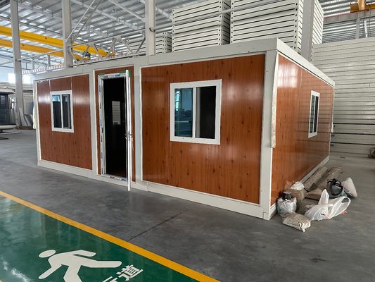 15-30 anos de vida útil Cor personalizada Fácil de instalar Casa de contêineres de expansão Quadro isolado pré-fabricado Casa móvel pequena