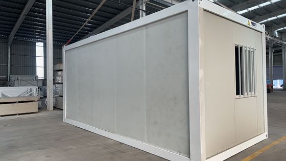 Instalações de isolamento térmico resistentes à água painel de sanduíche pré-fabricado modular Zigzag casa de contêineres dobrável para soluções de oficina