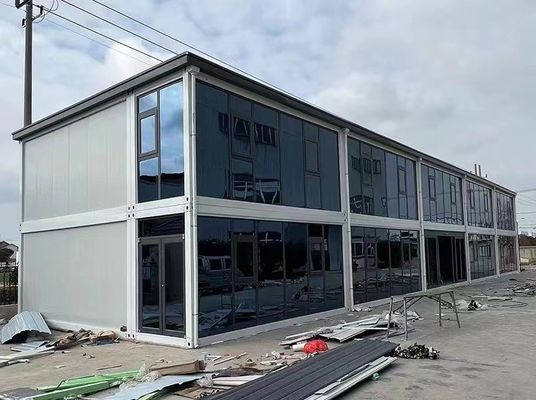 Fácil de instalar Modular Moderno pré-fabricado 20/40 ft Container House estável impermeável PVC Tabuleiro de piso de plástico de aço Janela