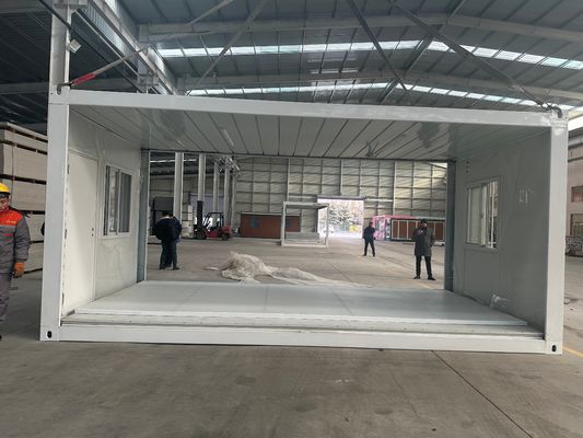 40ft 20ft Painel de sanduíche de escritório pré-fabricado dobrável casa móvel dormitório acampamento contêiner dobrável na janela de alumínio durável
