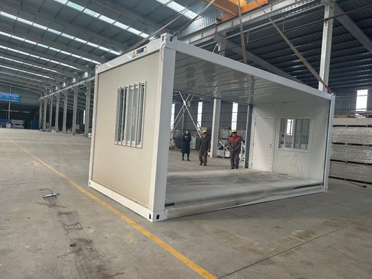 Material resistente a intempéries Casa dobrável de contêineres de 20 pés 40 pés Casa dobrável de contêineres pré-fabricada para escritório e escola