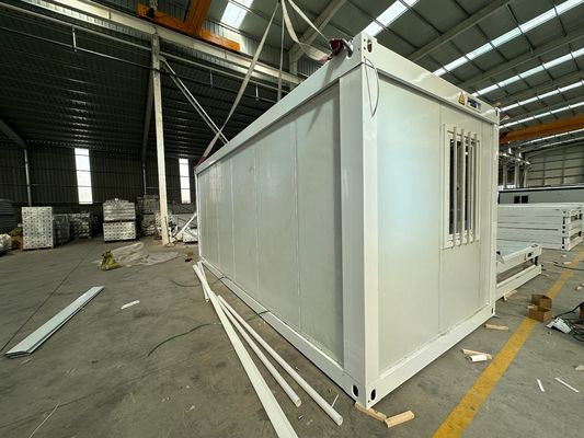Casa de contêiner dobrável pré-fabricada de 20 pés e 40 pés para quarto externo personalizável e fácil de montar