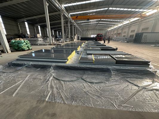 Casa de contêineres de fibra de vidro com design moderno e janela de alumínio