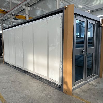 Casa de contêiner pré-fabricada de luxo de 30 pés Casa expansível com bom isolamento térmico e multifunção