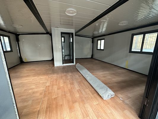 Casa de contêiner expansível com banheiro e cozinha luxuosa 20ft 40ft fácil de instalar Edifício modular pré-fabricado à prova de vento