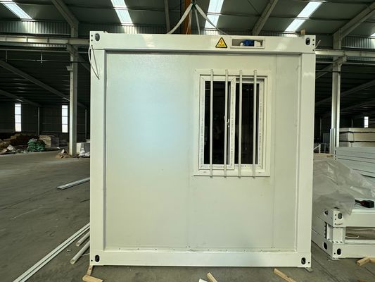Casa pré-fabricada personalizada Casa dobrável de 20/40 pés para dormitório temporário Cores personalizadas Elétrica padrão 3C / CE / CL / SAA