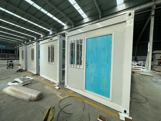 Janela de alumínio 20/40 Ft Container Home Casa moderna de contêineres pré-fabricada Casa dobrável para construção temporária e porta de segurança
