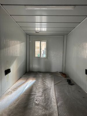 Quadro de aço fácil montagem 20ft 40ft casas pequenas local escritório casas de contêineres com longa vida útil