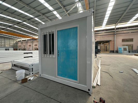 Quadro de aço fácil montagem 20ft 40ft casas pequenas local escritório casas de contêineres com longa vida útil