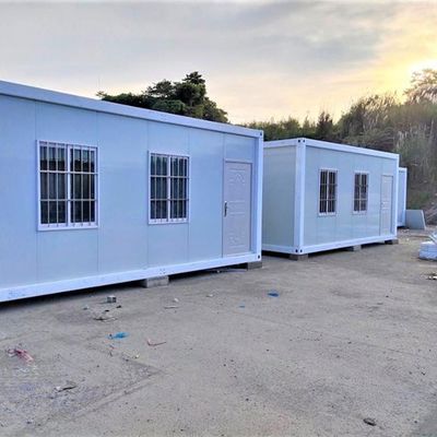 Casa de contêineres removível e respirável Inovações mais espessas Fácil de montar com banheiro Casas de contêineres de luxo