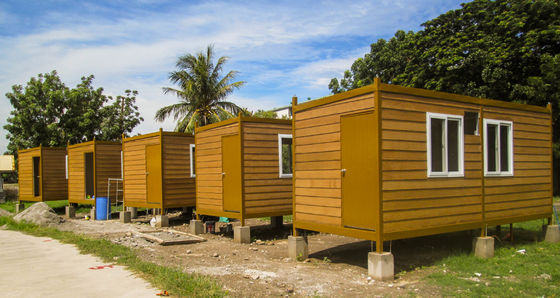 Casa de contêineres com design quadrado personalizado e fácil instalação