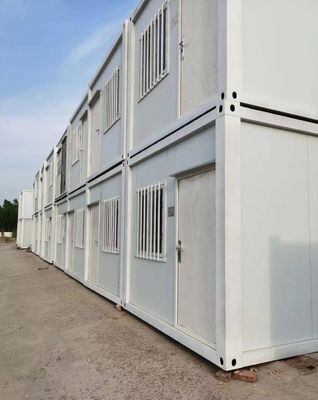 Casa móvel portátil Casa de contêiner de escritório pré-fabricada Casa de contêiner de embalagem plana com banheiro Vantagem de instalação rápida