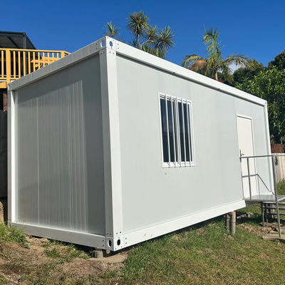 Casa de contêiner de 2 andares com painel de sanduíche e estrutura de aço