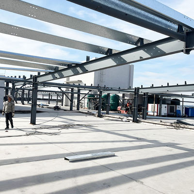 Feira de aço em forma de H, estrutura de aço personalizada, hangar de oficina, armazém com resistência à água e às tempestades.
