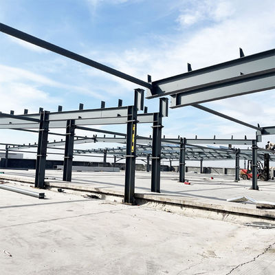 Guia de engenheiro de instalação Auto-armazenamento personalizado Edifício de armazém H-Beam Edifícios de estrutura de aço leve
