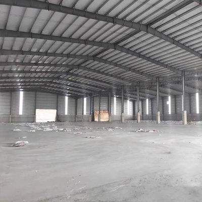 Fornecimento direto Casas modulares pré-fabricadas Instalação fácil Estrutura de aço Armazém com cor personalizada