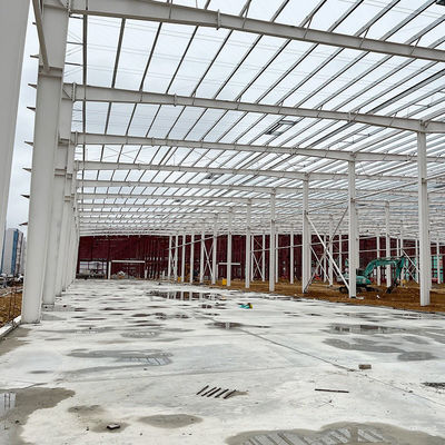 Fonte Edifício pré-fabricado de estrutura de aço de armazém com serviço de corte e janela de liga de alumínio com fácil instalação