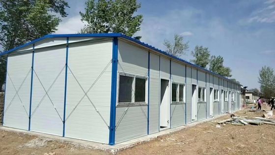 Casa de vidro pré-fabricada anti-corrosição em estilo de design eclético para fácil instalação