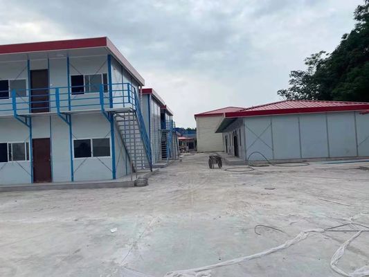 Casa de cápsula pré-fabricada com estrutura de aço leve