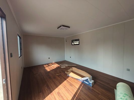 Casa de cápsula pré-fabricada com estrutura de aço leve