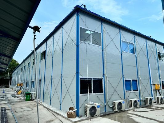 Vilas de painéis de sanduíche personalizados Argélia Casa pequena pré-fabricada com janela de alumínio e madeira