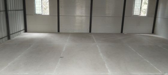 Instalação fácil Casa moderna pré-fabricada com 50/75/100mm Wave Sandwich Panel Parede