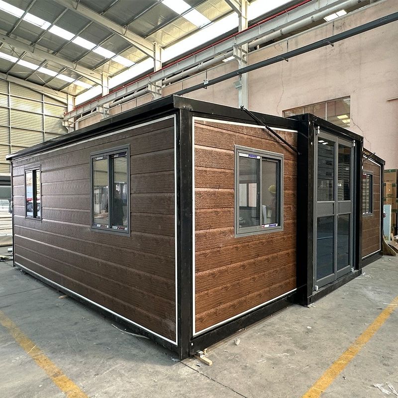 Casa de contêineres expansível Estrutura de aço resistente ao fogo Casa pré-fabricada Vila 40ft 20ft Fácil de instalar para vida útil 15-30 anos