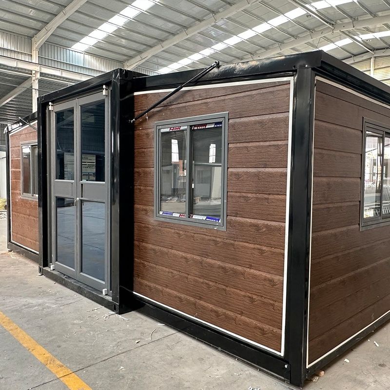 Casa pré-fabricada de aço leve de energia personalizada Flexível montar 40 pés Container de villa expansível para em casa hotel