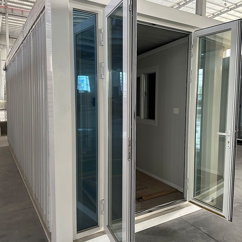 Painel de sanduíche isolado Quadro de aço retangular Casa de contêineres pré-fabricada fácil de instalar 20ft 30ft 40ft Tiny House Container