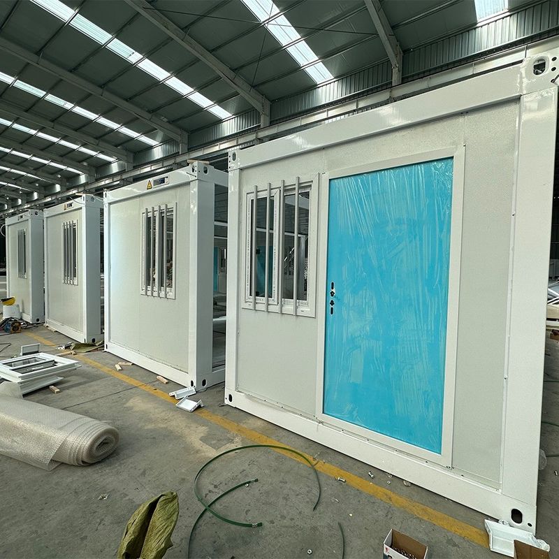 Espessura padrão Casa de contêineres de dois andares Casa de contêineres de 40 pés Casa pré-fabricada Prefabricada dobrável Casa pequena